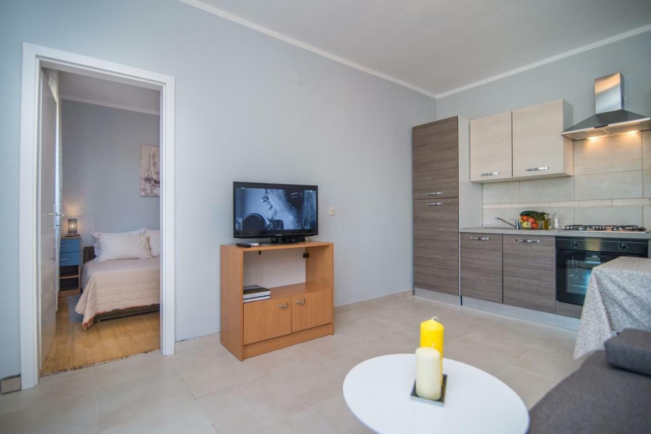 Apartment With Terrace In Filipana Marčana المظهر الخارجي الصورة